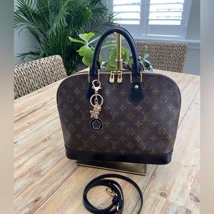 Louis Vuitton Alma